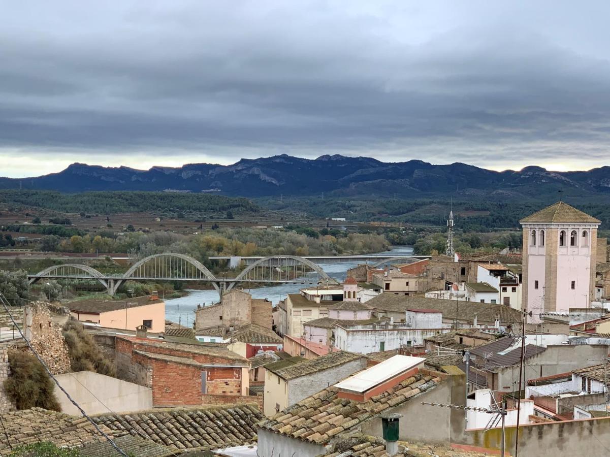 Apartaments Impro Mora d'Ebre Exterior photo